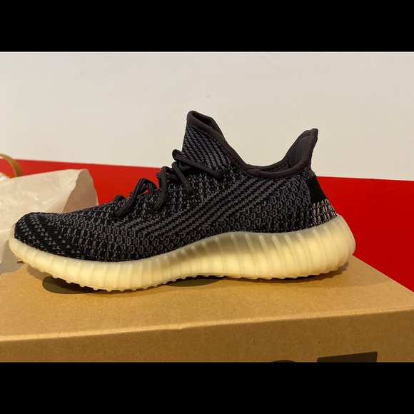 COPY - Adidas Yeezy boost 350 v2 Carbon - Picture 8 of 9